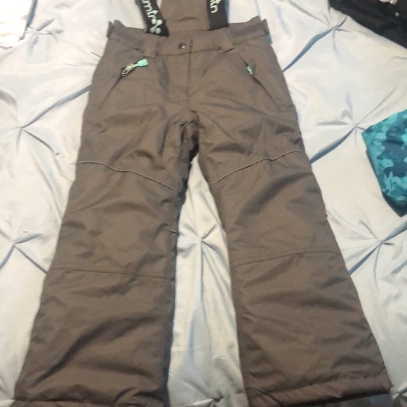 XMTN Youth Snowsuit!! - Picture 8 of 9